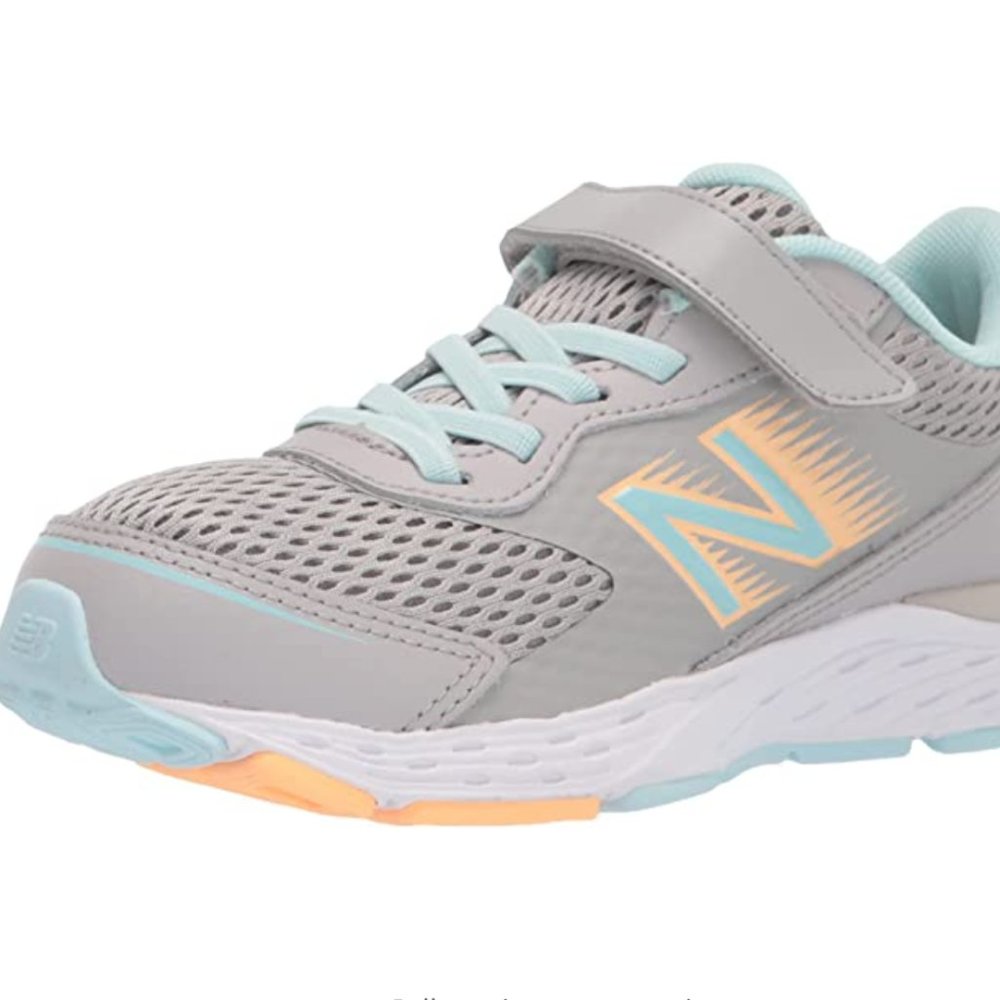 NWOT New Balance Unisex-Child 680 V6 Hook and Loop Running Shoe